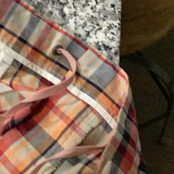 American Eagle Outfitters Plaid Shorts Size 8 - Picture 9 of 9